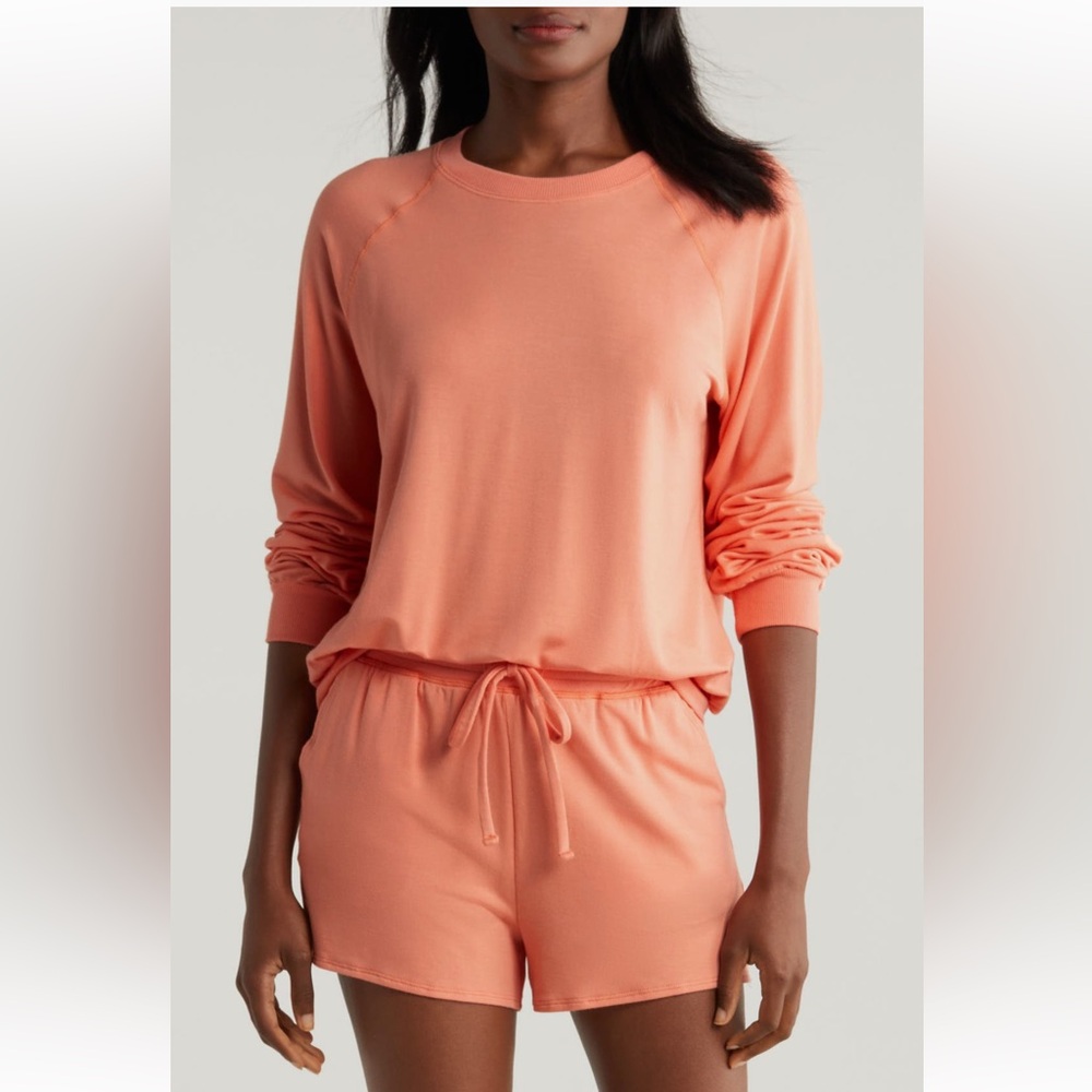 Beyond Yoga Bright Peach Raglan Sweatshirt and Shorts Lounge Set (Size Small)
